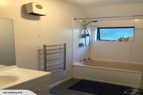 Photo of property in 2c Coles Place, St Albans, Christchurch, 8014