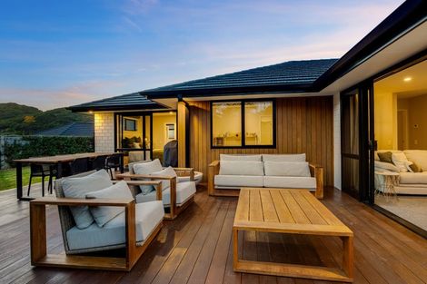 Photo of property in 7 Tide Lane, Whitby, Porirua, 5024