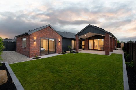 Photo of property in 52 Hugo Shaw Drive, Cambridge, 3434