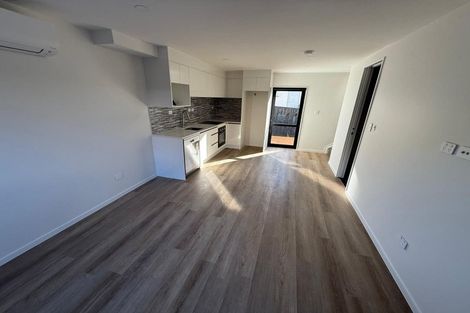 Photo of property in 57 Chatsworth Crescent, Pakuranga Heights, Auckland, 2010