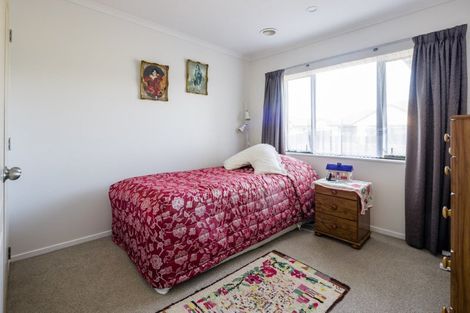 Photo of property in 1 Merlin Close, Huntington, Hamilton, 3210