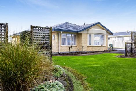 Photo of property in 25 Rimu Street, Inglewood, 4330