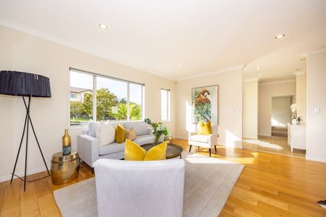 Photo of property in 21 Hornbill Drive, Fairview Heights, Auckland, 0632