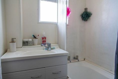 Photo of property in 37b Albatross Road, Red Beach, 0932