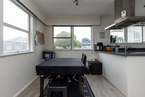 Photo of property in 3 Cranby Crescent, Onekawa, Napier, 4110