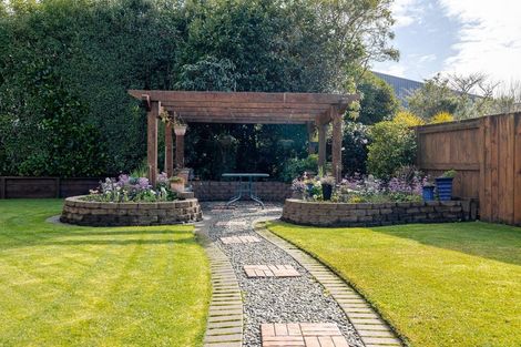 Photo of property in 62 Royal Oak Drive, Kelvin Grove, Palmerston North, 4414