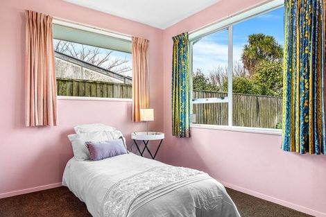 Photo of property in 23 Woodcote Avenue, Hornby, Christchurch, 8042