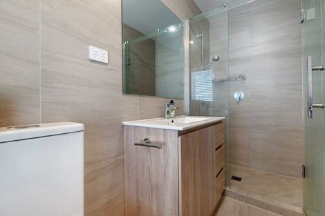 Photo of property in 8/26 Long Bay Drive, Torbay, Auckland, 0630