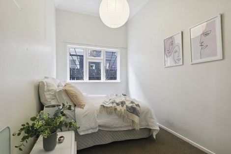 Photo of property in 96 Pirie Street, Mount Victoria, Wellington, 6011