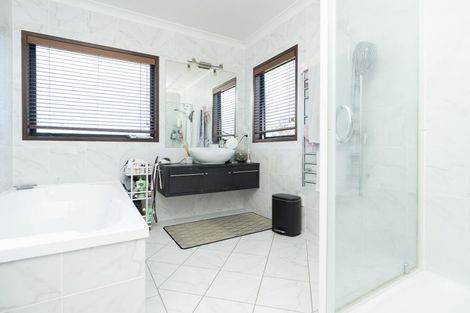 Photo of property in 13 Gilbert Court, Rototuna, Hamilton, 3210