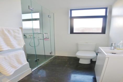 Photo of property in 2 Isitt Road, Hobsonville, Auckland, 0616