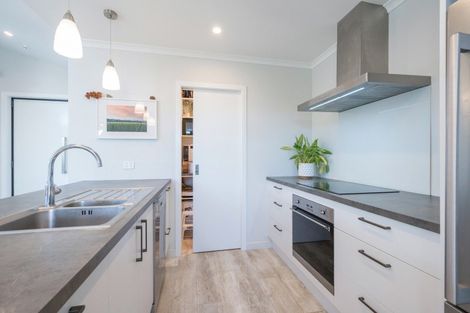 Photo of property in 10 Old Farm Road, Stoke, Nelson, 7011