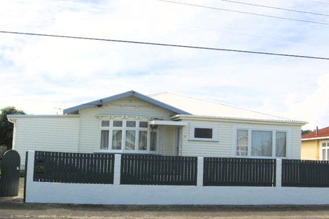 Photo of property in 18 Liverpool Street, Miramar, Wellington, 6022