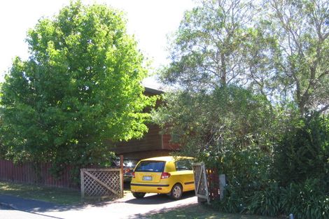 Photo of property in 2/2 Lysander Crescent, Beach Haven, Auckland, 0626