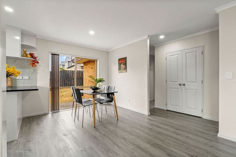 Photo of property in 15 Saybrook Place, Mangere, Auckland, 2022