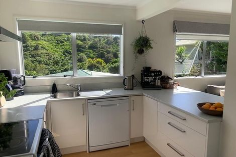 Photo of property in 20f1 Doris Gordon Crescent, Crofton Downs, Wellington, 6035