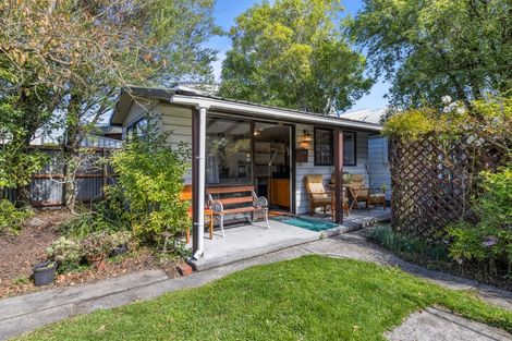 Photo of property in 11 Bartlett Street, Riccarton, Christchurch, 8011