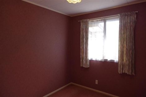 Photo of property in 18 Glen Close, Glen Eden, Auckland, 0602