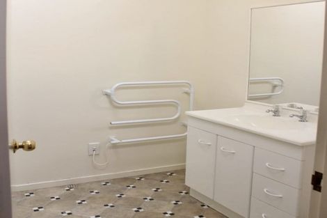 Photo of property in Colombo St Apartments, 2/10 Colombo Street, Newtown, Wellington, 6021
