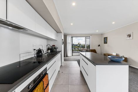 Photo of property in 32 Raranga Lane, Hobsonville, Auckland, 0616