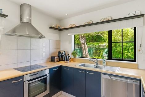 Photo of property in 5 Rimu Street, Waikanae, 5036