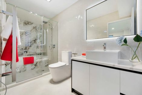 Photo of property in 21 Black Shed Road, Flat Bush, 2019