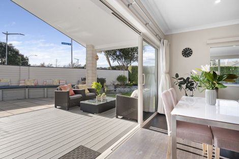Photo of property in 1 Landing Drive, Pyes Pa, Tauranga, 3112