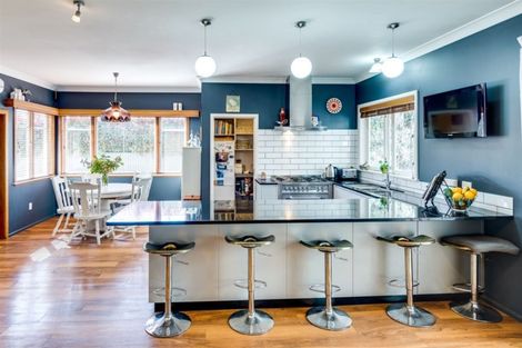 Photo of property in 12 King Street, Taradale, Napier, 4112