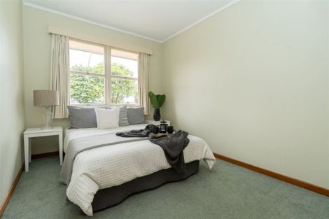 Photo of property in 35 Forest Lake Road, Forest Lake, Hamilton, 3200