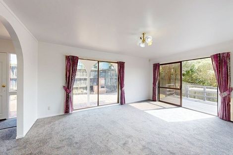 Photo of property in 3 Makatote Grove, Churton Park, Wellington, 6037