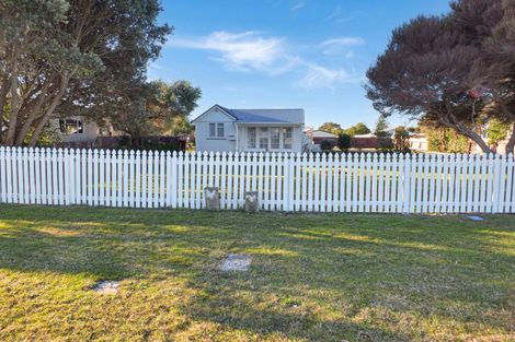 Photo of property in 131 Seabury Avenue, Foxton Beach, Foxton, 4815