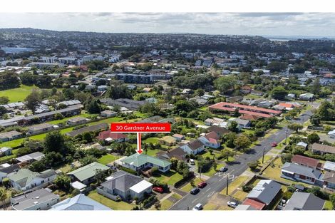 Photo of property in 30 Gardner Avenue, New Lynn, Auckland, 0600