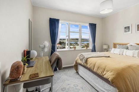 Photo of property in 168 Sutherland Road, Lyall Bay, Wellington, 6022