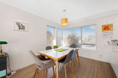 Photo of property in 1/15 Penruddocke Road, Half Moon Bay, Auckland, 2012