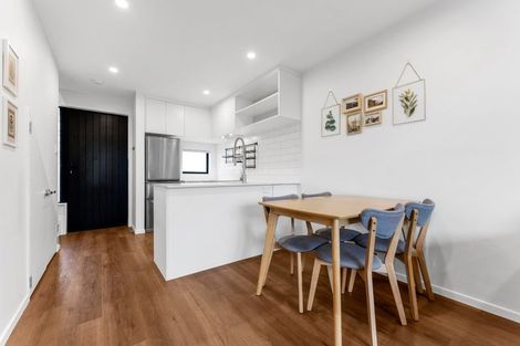 Photo of property in 12 Bei Road, Papakura, 2110