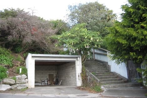 Photo of property in 33 Seapoint Road, Bluff Hill, Napier, 4110