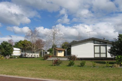 Photo of property in 102 Vista Paku, Pauanui, Hikuai, 3579