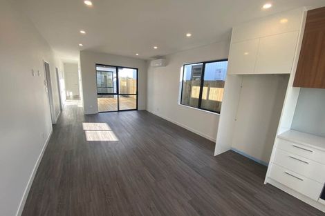 Photo of property in 49 Farranfore Road, Opaheke, Papakura, 2113