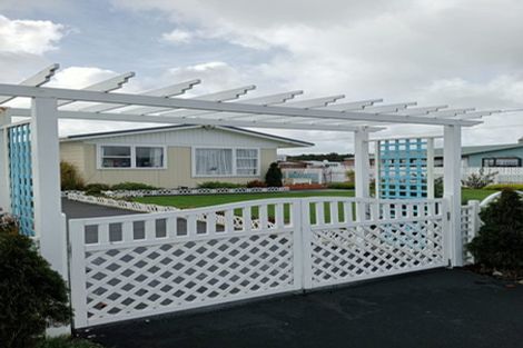 Photo of property in 11 Iredale Road, Hawera, 4610