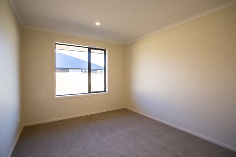 Photo of property in 7 Devon Lane, Carterton, 5713