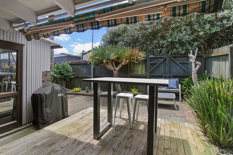 Photo of property in 3/42 James Laurie Street, Henderson, Auckland, 0612