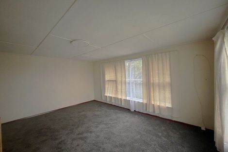 Photo of property in 7 Cumberland Grove, Cannons Creek, Porirua, 5024