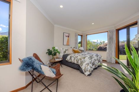 Photo of property in 24 Kings Drive, Wanaka, 9305