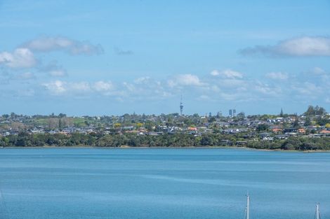 Photo of property in 47c Takutai Avenue, Half Moon Bay, Auckland, 2012