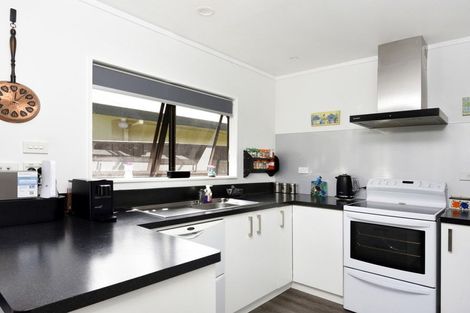 Photo of property in 20-f Bledisloe Avenue, Stoke, Nelson, 7011