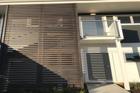 Photo of property in 14u3 Atkinson Street, Newlands, Wellington, 6037