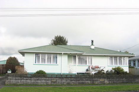 Photo of property in 207 Omata Road, Spotswood, New Plymouth, 4310