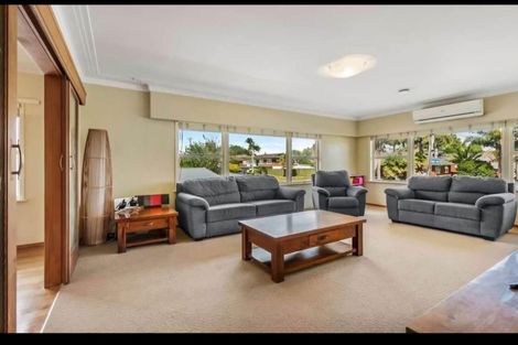 Photo of property in 30 Ingram Street, Papakura, 2110