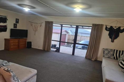 Photo of property in 14a Atuaroa Avenue, Te Puke, 3119