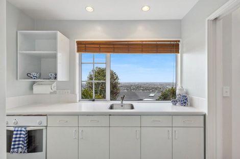 Photo of property in 27 Lookaway Place, Huntsbury, Christchurch, 8022